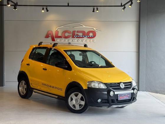 VOLKSWAGEN CROSSFOX 1.6 MI FLEX 8V 4P MANUAL VOLKSWAGEN CROSSFOX 1.6 MI FLEX 8V 4P MANUAL